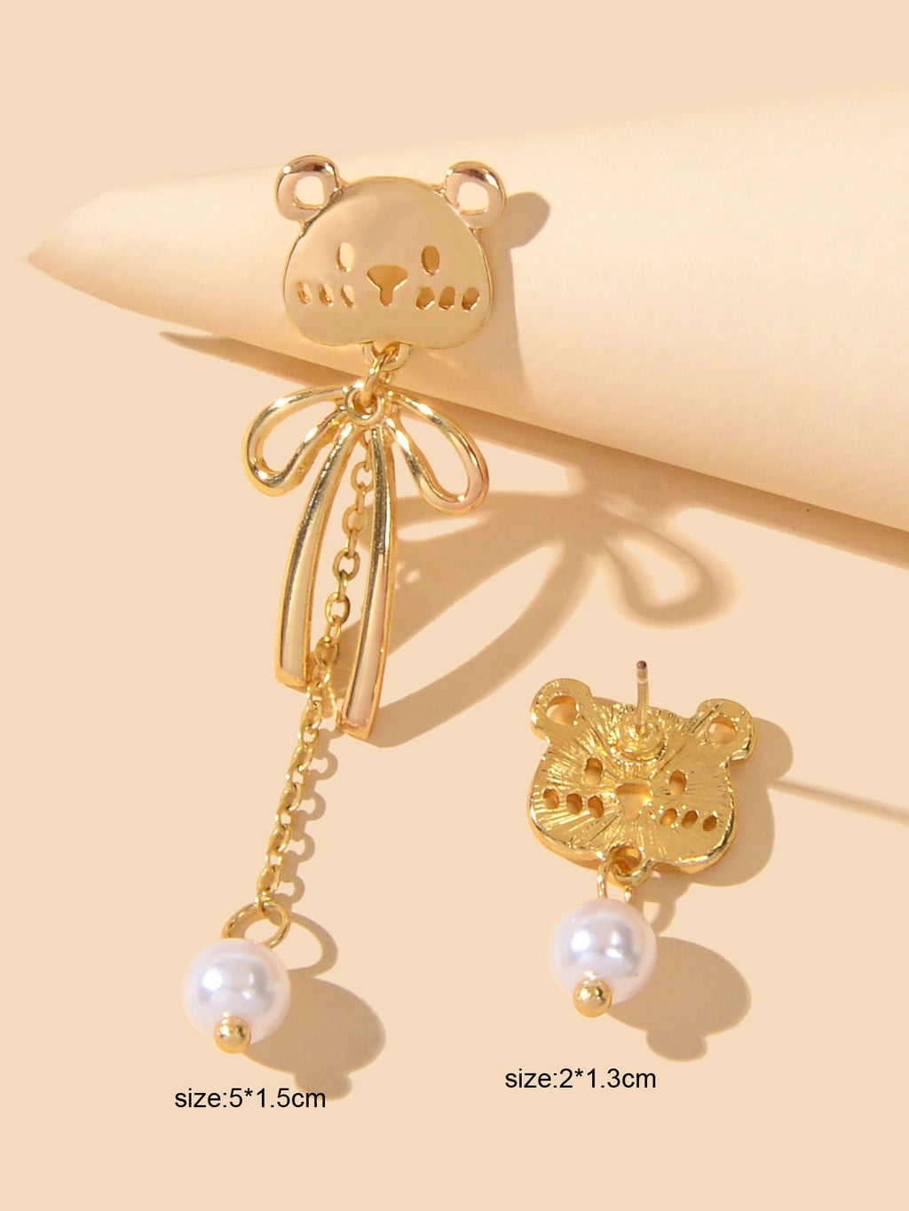 Asymmetrical Pearl Decoration Gold Long Chain Bear Dangle Stud Pierced Earrings